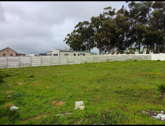LAND FOR SALE IN DARLING